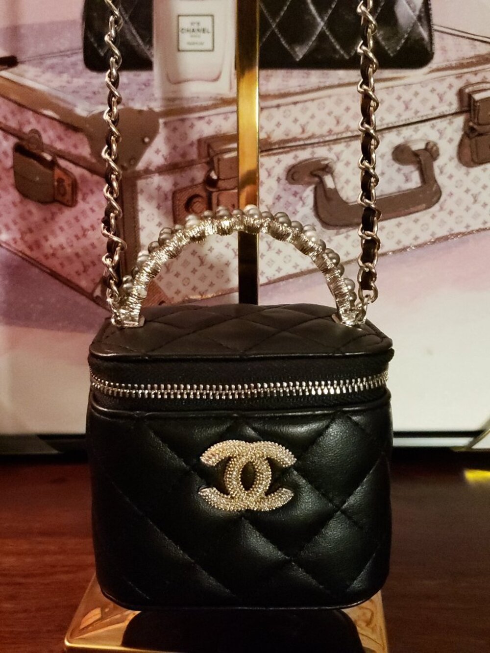 VIP/GWP Black Diamond Vegan Leather Crossbody Chain Mini Bag